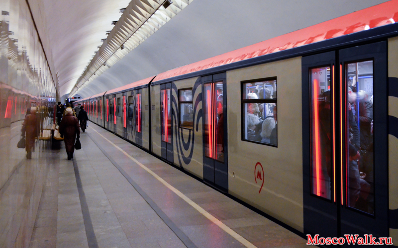Первый поезд нового поколения "Москва"