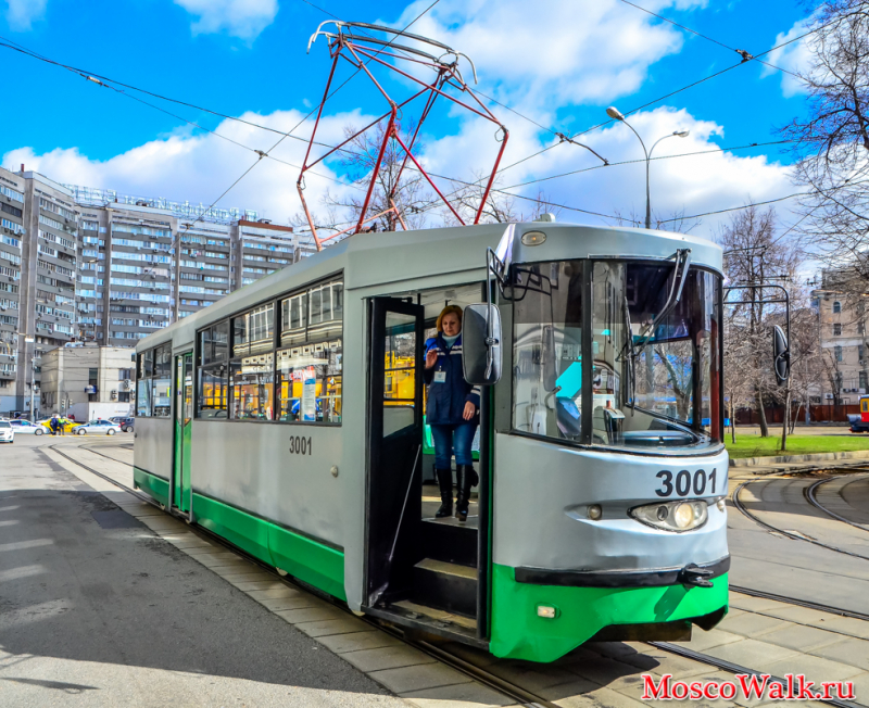 Трамвай ЛМ-2000