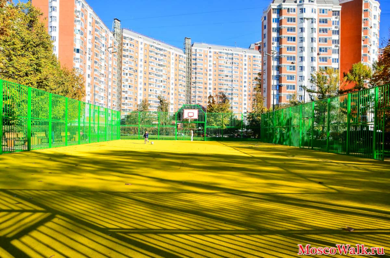 футбольное поле в парке имени Федорова