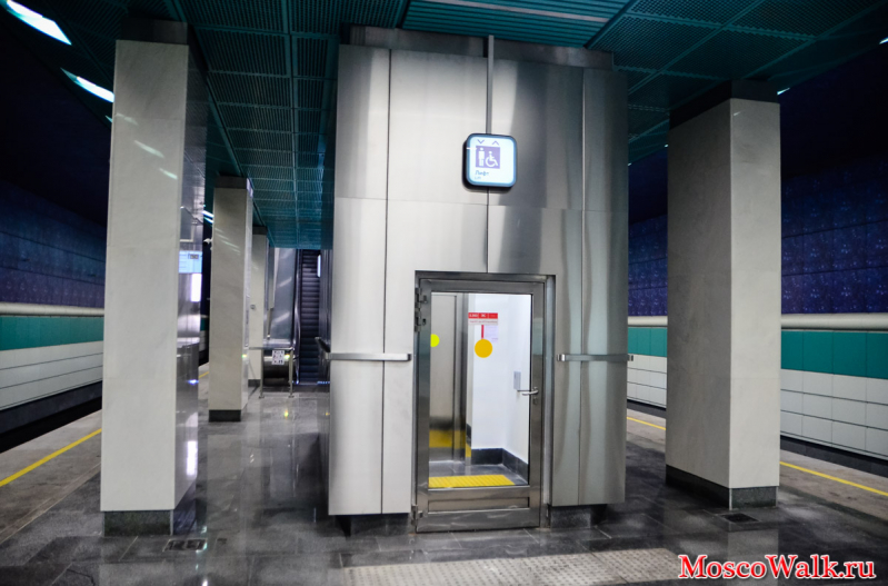 лифт на станции Беломорская