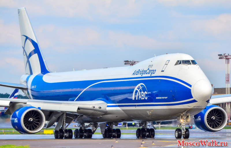 Boeing 747-8F ABC