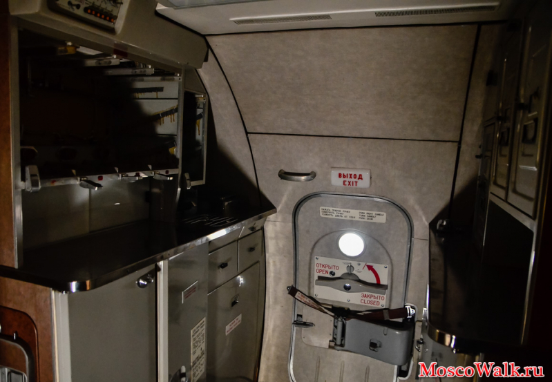 кухня на борту Ту-144
