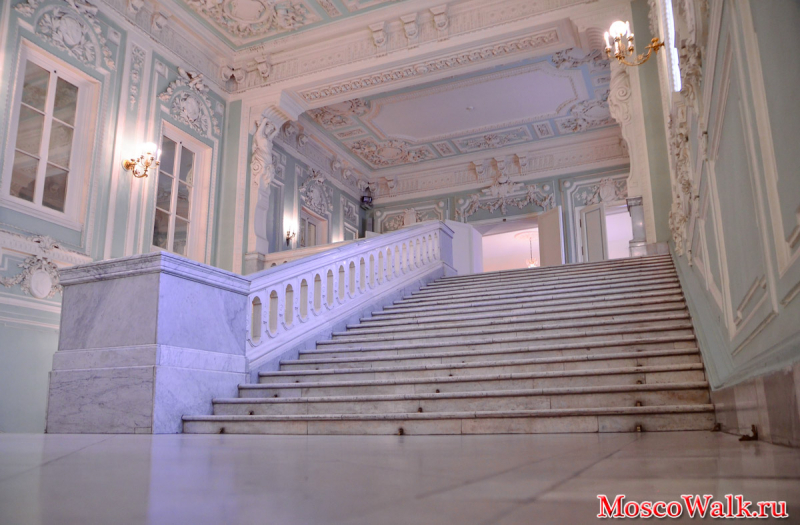 Парадная лестница Дома Союзов