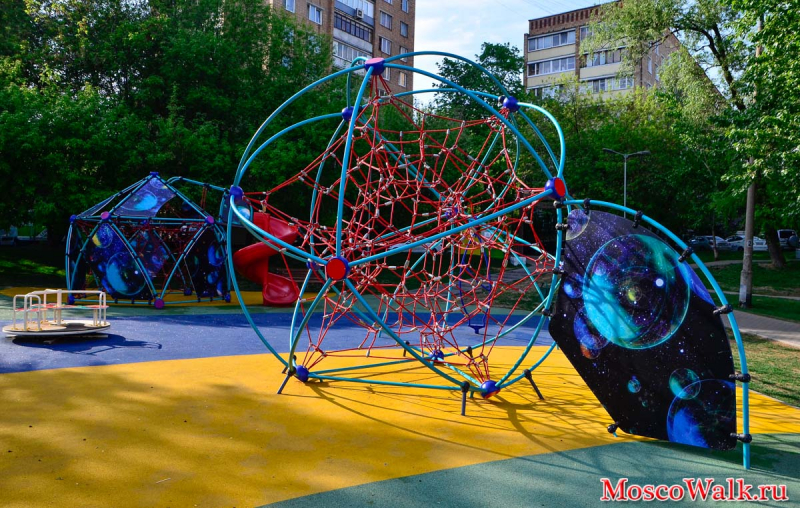 Народный парк Кожухово детская площадка