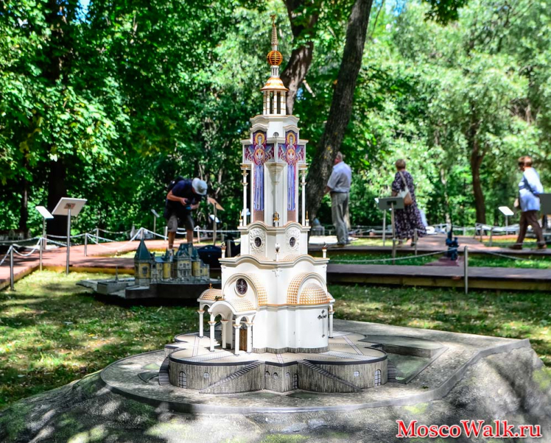 Храм маяк Николая Чудотворца