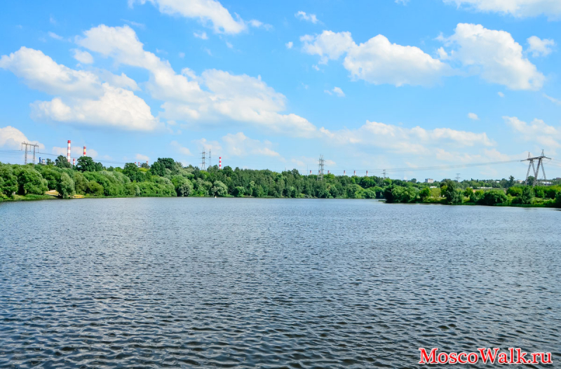 Вид на Москва-реку с набережной парка