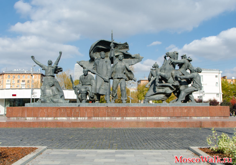 памятник - Героям Революции 1905-1907 годов