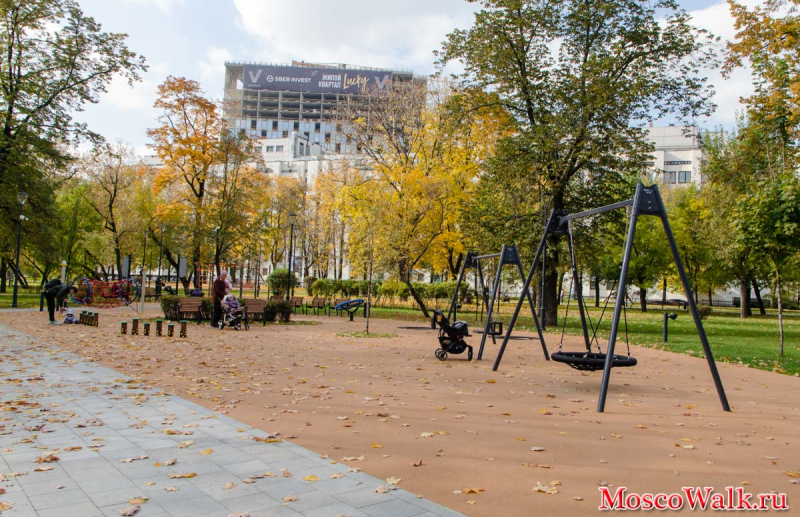 детская площадка в парке Декабрьского восстания