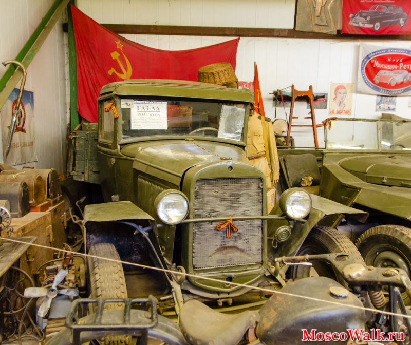 машины в Ломаковском музее