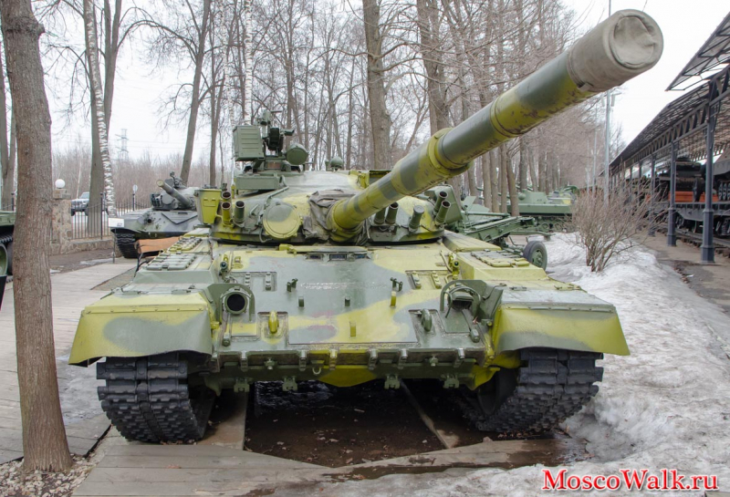 боевой танк Т-80Б
