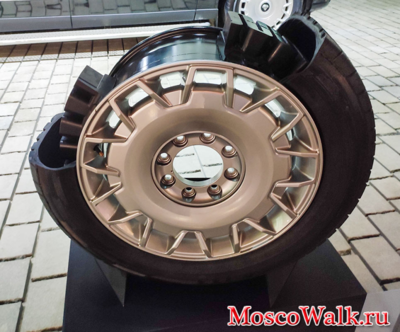 Безопасное колесо для бронированных автомобилей AURUS