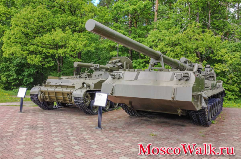 военная техника на партизанской поляне