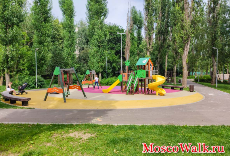 гуляем с детьми Красный пруд