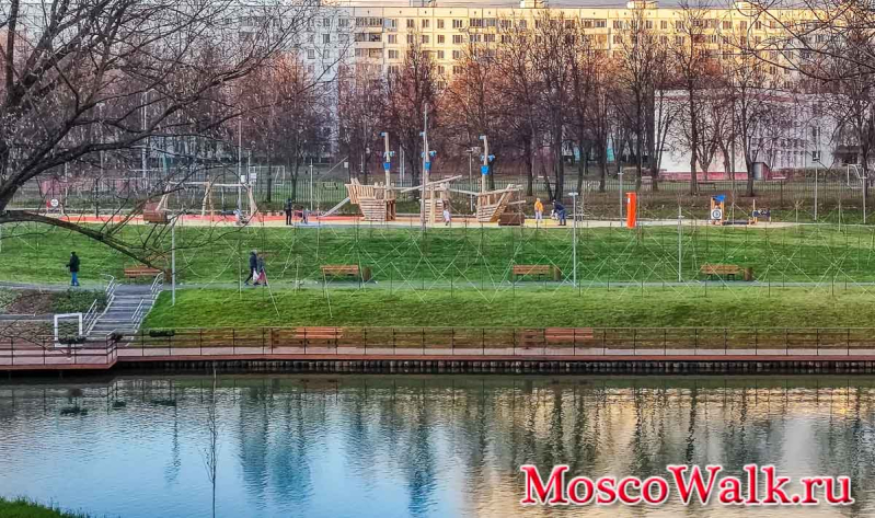 детская площадка в виде корабля